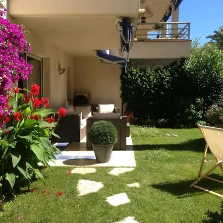 Διαμέρισμα T4 3chambres, Jardin, Piscine Chauffee Proche De La Αντίμπ