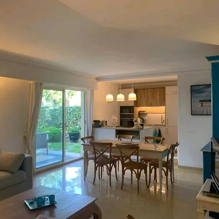 Lägenhet T4 3chambres, Jardin, Piscine Chauffee Proche De La *