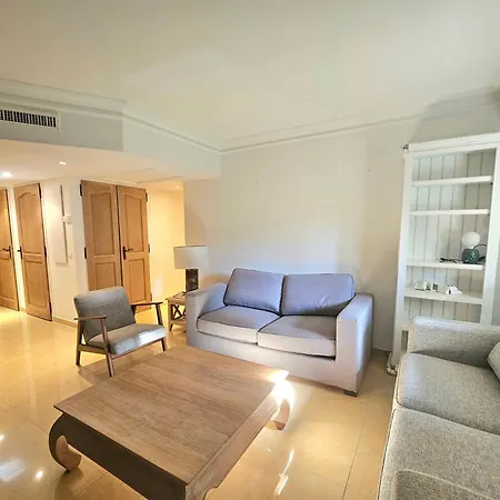 Διαμέρισμα T4 3chambres, Jardin, Piscine Chauffee Proche De La *