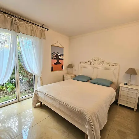 Διαμέρισμα T4 3chambres, Jardin, Piscine Chauffee Proche De La